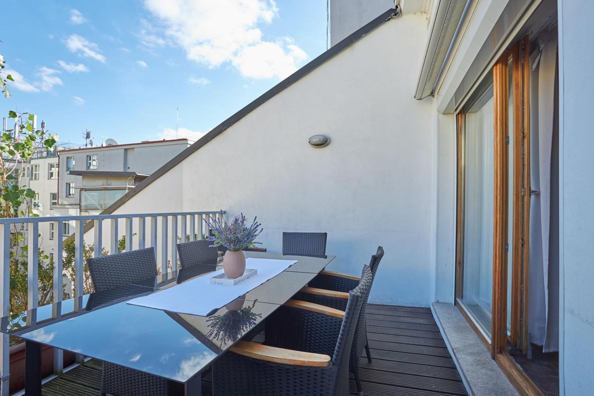 Zatecka - Terrace Residence In The Old Town Prague Extérieur photo